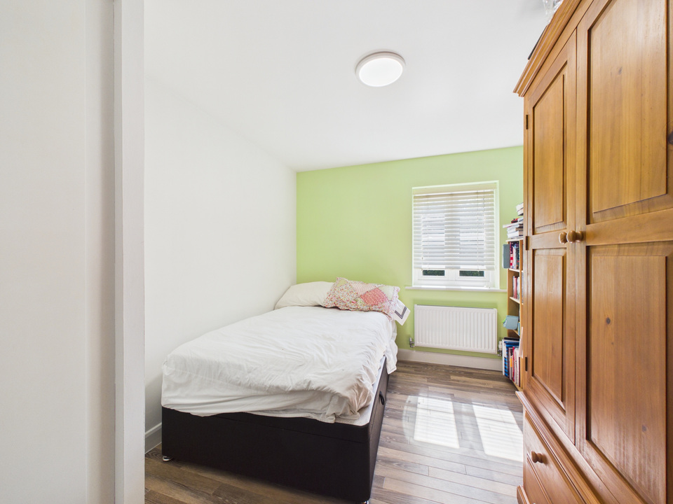 4 bed detached house for sale in Harding Lane, Broadbridge Heath, Horsham  - Property Image 7