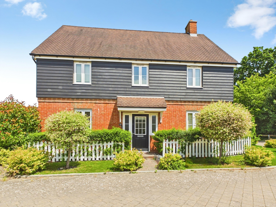 4 bed detached house for sale in Harding Lane, Broadbridge Heath, Horsham
