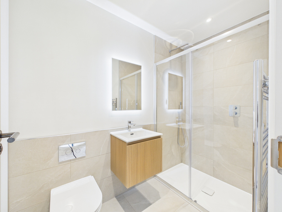 4 bed for sale in Meadow View, Monks Gate, Horsham, West Sussex - Property Image 20