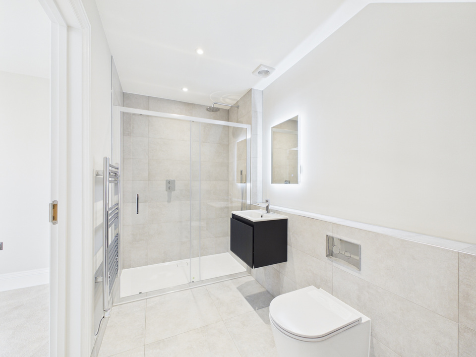 4 bed for sale in Meadow View, Monks Gate, Horsham, West Sussex - Property Image 7