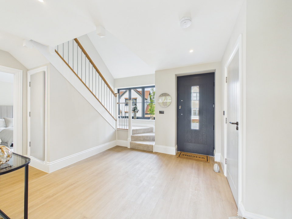 4 bed for sale in Coolhurst Close, Monks Gate, Horsham, West Sussex  - Property Image 3
