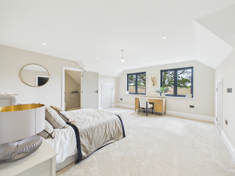 4 bed for sale in Coolhurst Close, Monks Gate, Horsham, West Sussex  - Property Image 10