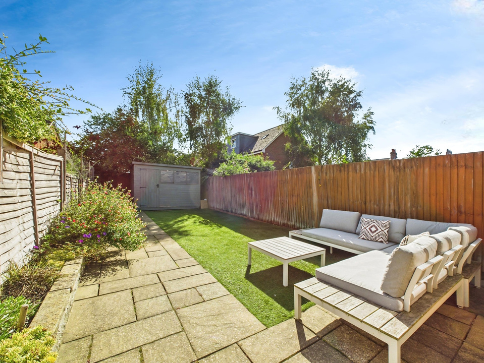 3 bed semi-detached house for sale in New Street, Horsham  - Property Image 10