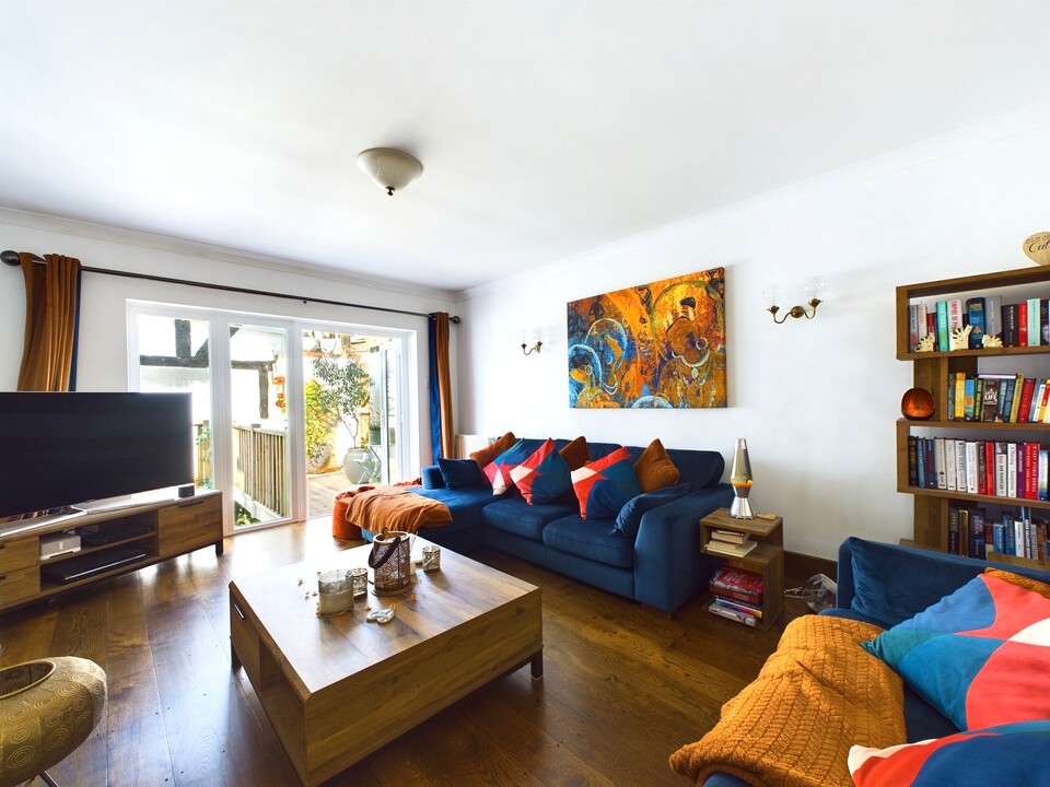 3 bed semi-detached house for sale in Church Street, Warnham, RH12 - Property Image 8