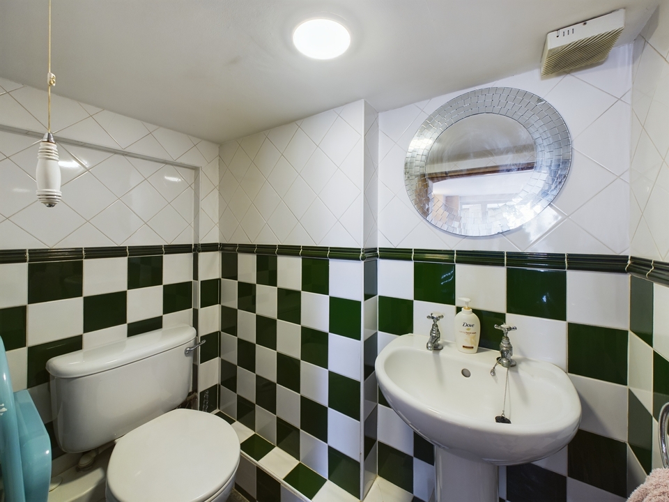 3 bed semi-detached house for sale in Church Street, Warnham, RH12 - Property Image 15