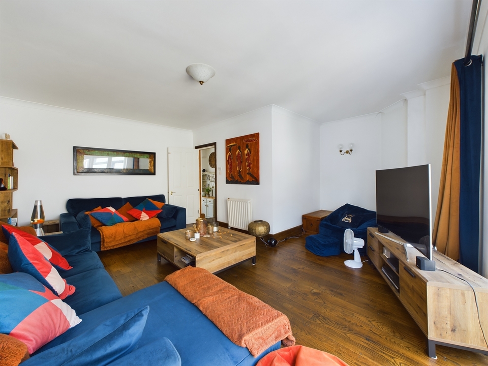 3 bed semi-detached house for sale in Church Street, Warnham, RH12 - Property Image 16