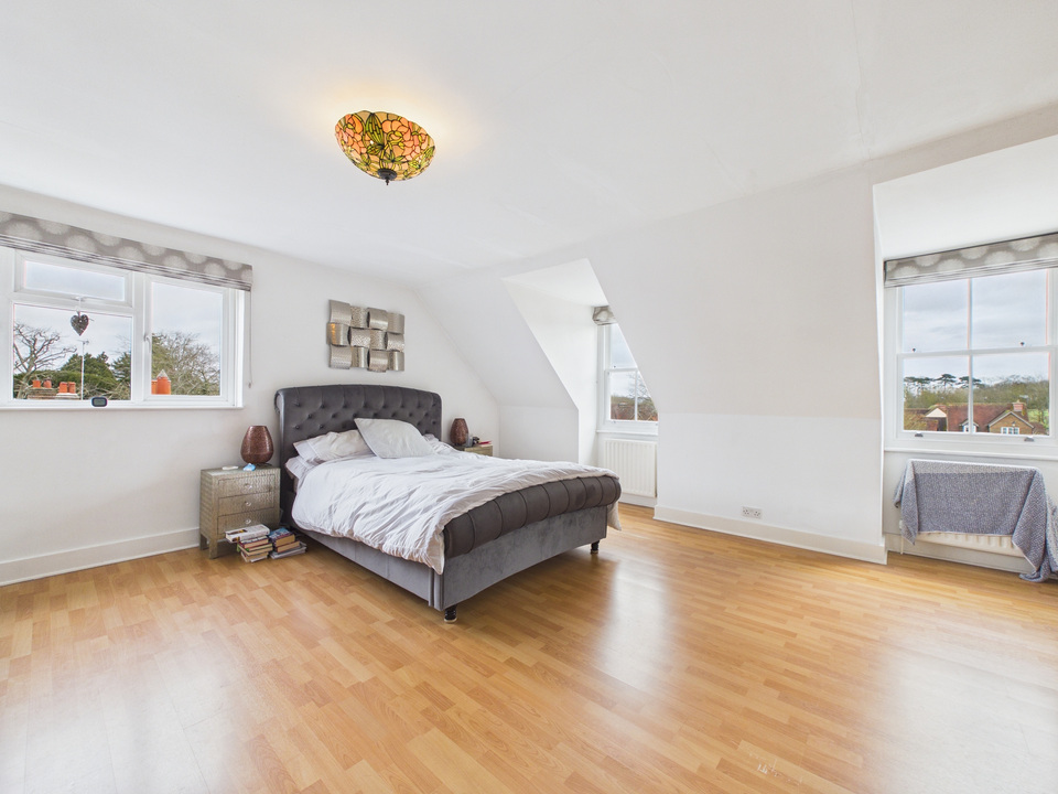 3 bed semi-detached house for sale in Church Street, Warnham, RH12  - Property Image 10