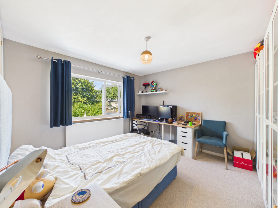 4 bed detached house for sale in Brambling Road, Horsham, West Sussex  - Property Image 9