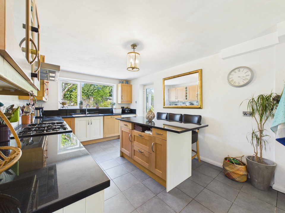4 bed detached house for sale in Brambling Road, Horsham, West Sussex  - Property Image 3