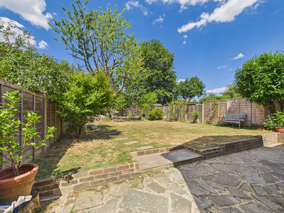 4 bed detached house for sale in Brambling Road, Horsham, West Sussex  - Property Image 7