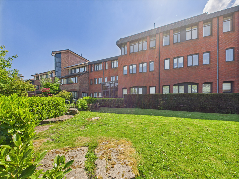 2 bed apartment for sale in Holmes Park, North Street, Horsham, West Sussex