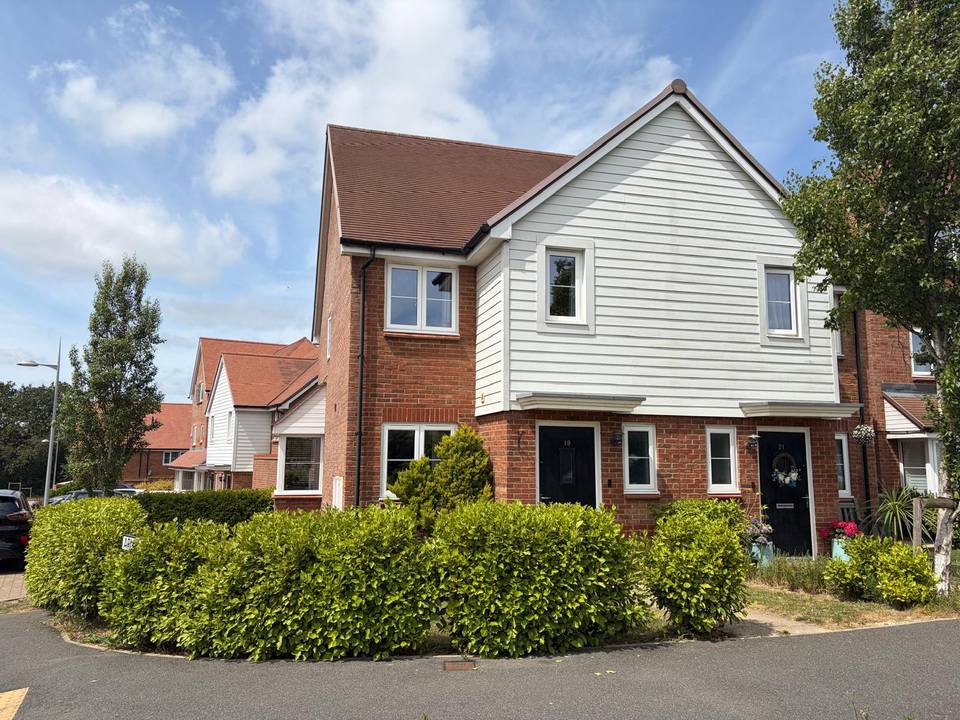 2 bed semi-detached house for sale in Stillwell Way, Faygate, Horsham  - Property Image 17
