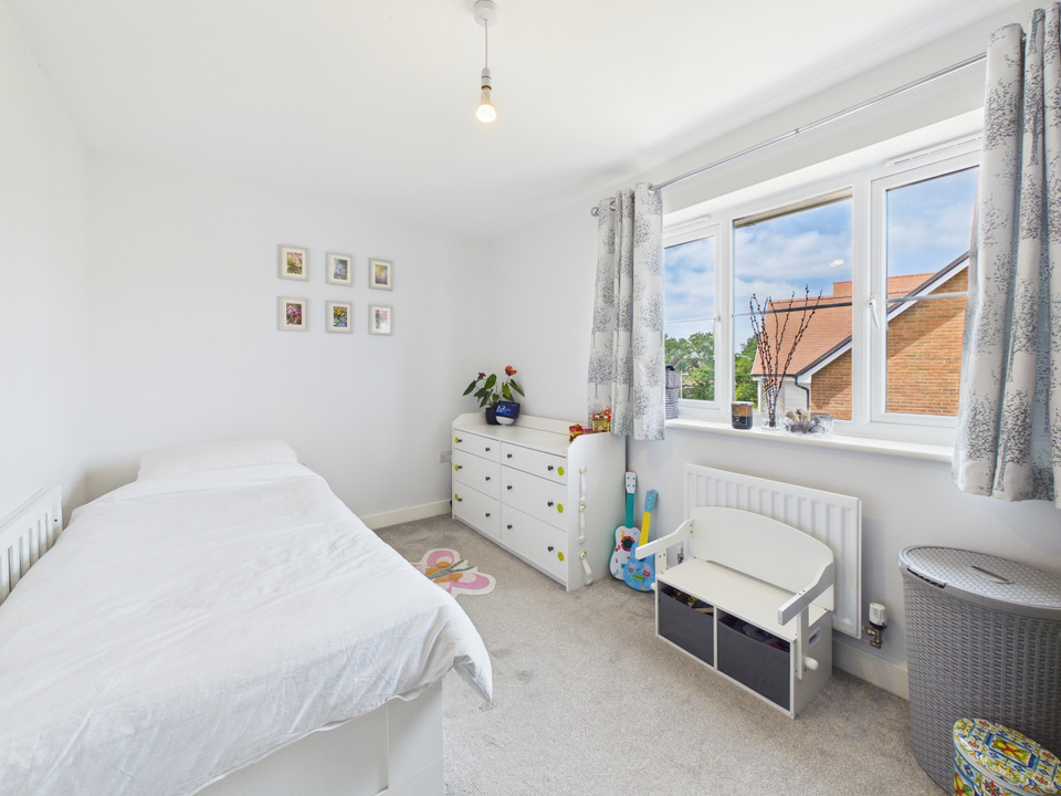 2 bed semi-detached house for sale in Stillwell Way, Faygate, Horsham  - Property Image 7