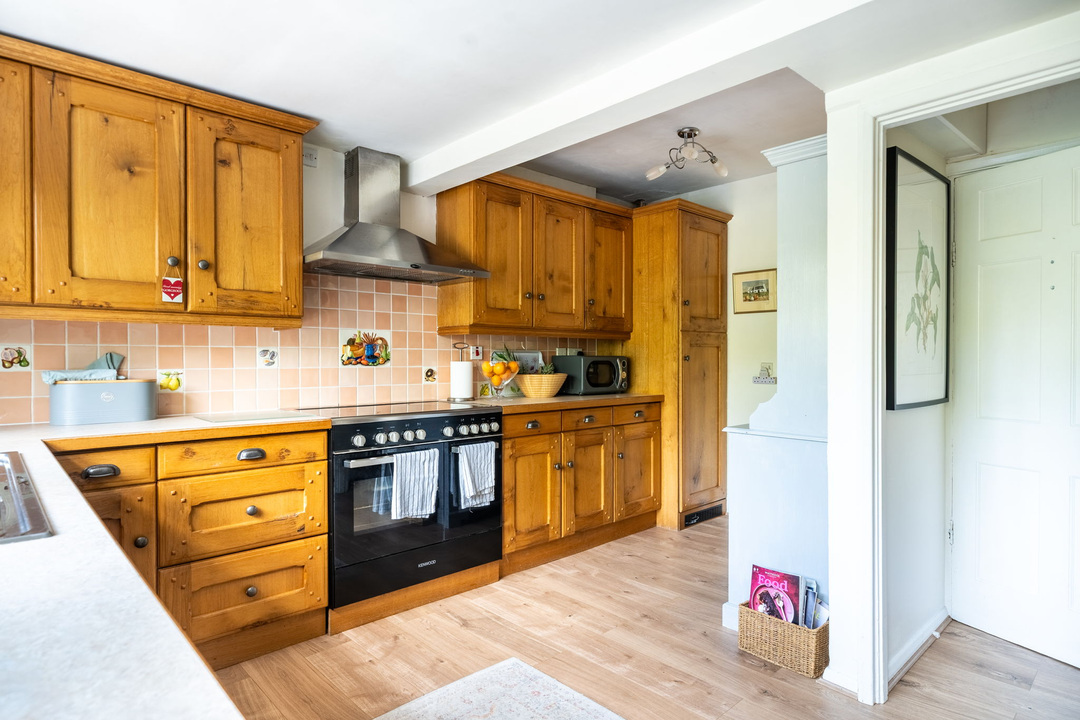 4 bed semi-detached house for sale in Naldretts Lane, Rudgwick - Property Image 18