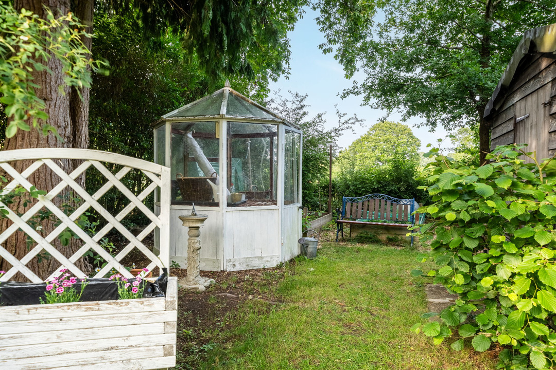 4 bed semi-detached house for sale in Naldretts Lane, Rudgwick - Property Image 30