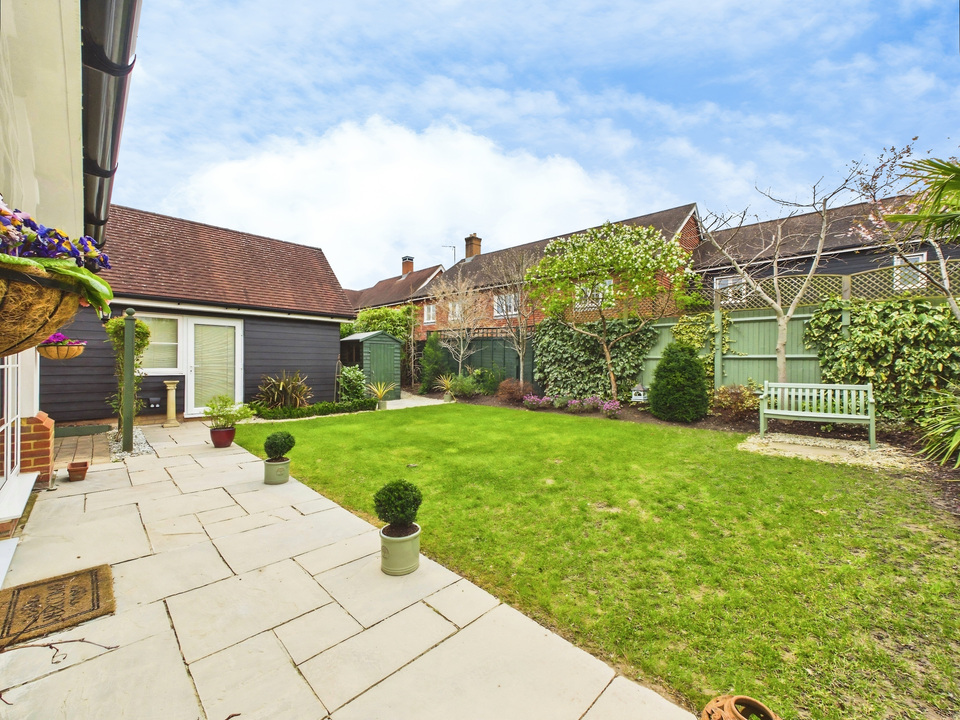 4 bed detached house for sale in Churchill Way, Broadbridge Heath, Horsham  - Property Image 23