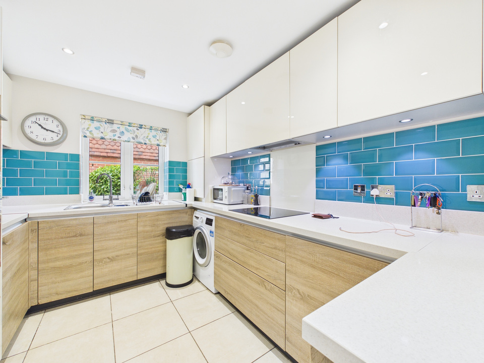 4 bed detached house for sale in Churchill Way, Broadbridge Heath, Horsham  - Property Image 15