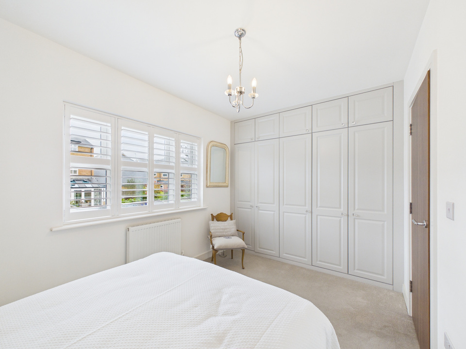 4 bed terraced house for sale in Parsonage Road, Horsham, West Sussex - Property Image 16