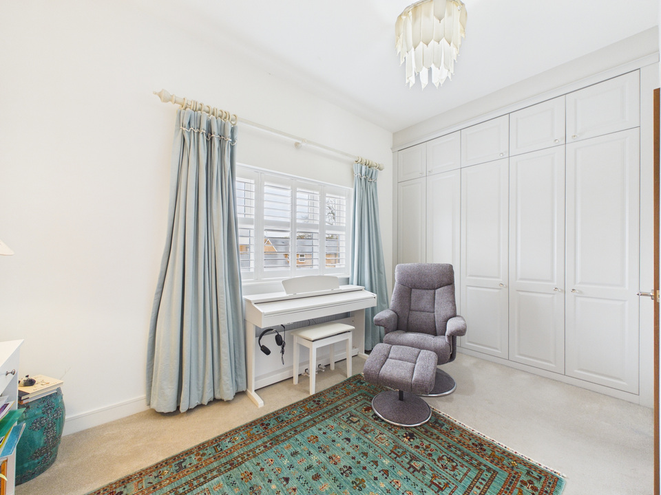 4 bed terraced house for sale in Parsonage Road, Horsham, West Sussex - Property Image 18