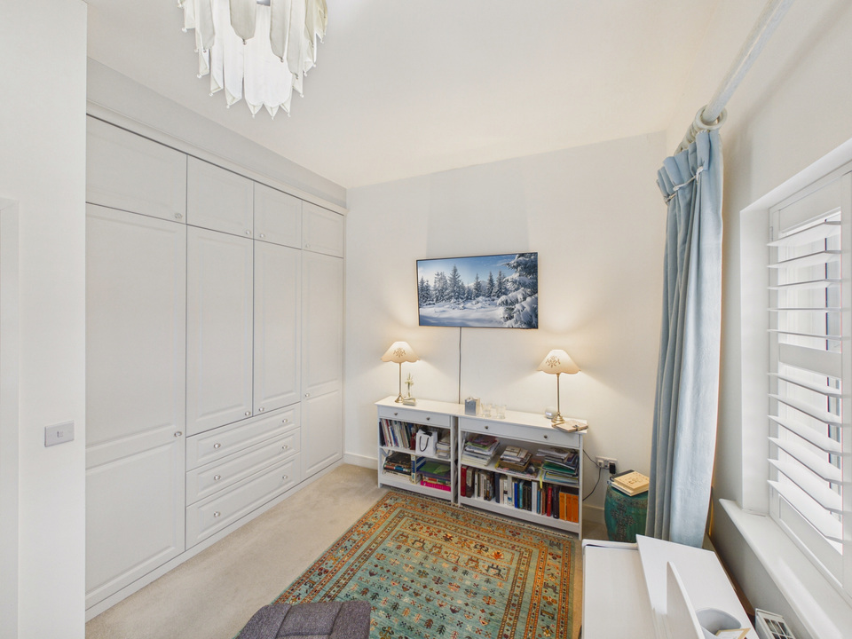 4 bed terraced house for sale in Parsonage Road, Horsham, West Sussex  - Property Image 10