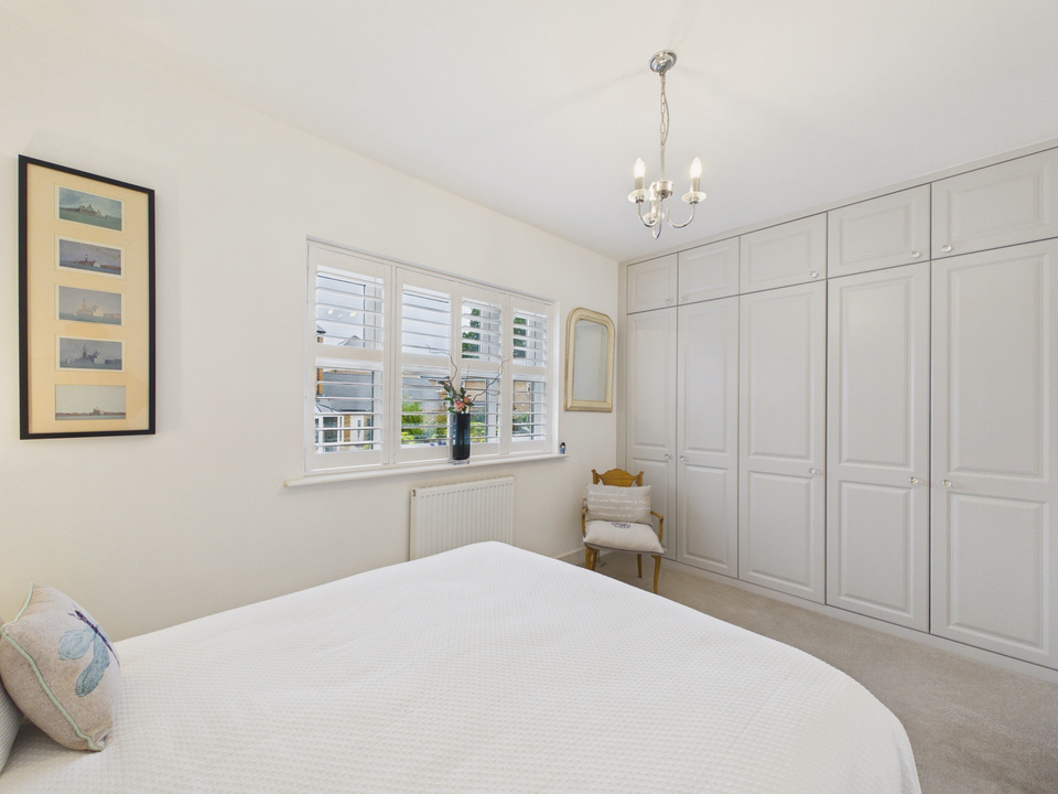 4 bed terraced house for sale in Parsonage Road, Horsham, West Sussex  - Property Image 9
