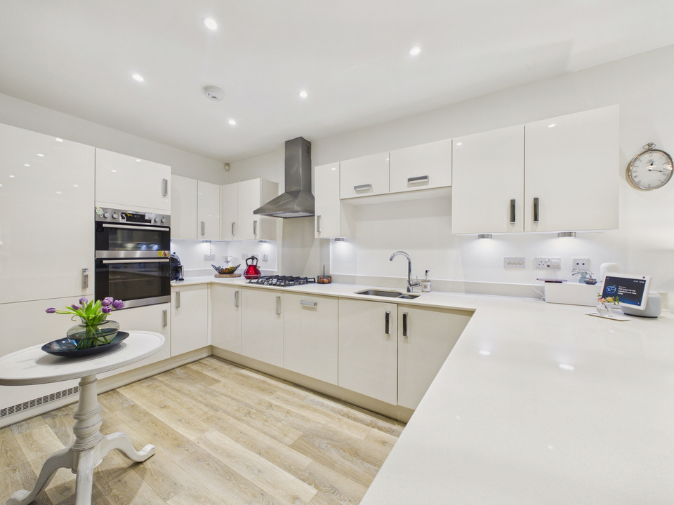 4 bed terraced house for sale in Parsonage Road, Horsham, West Sussex  - Property Image 19