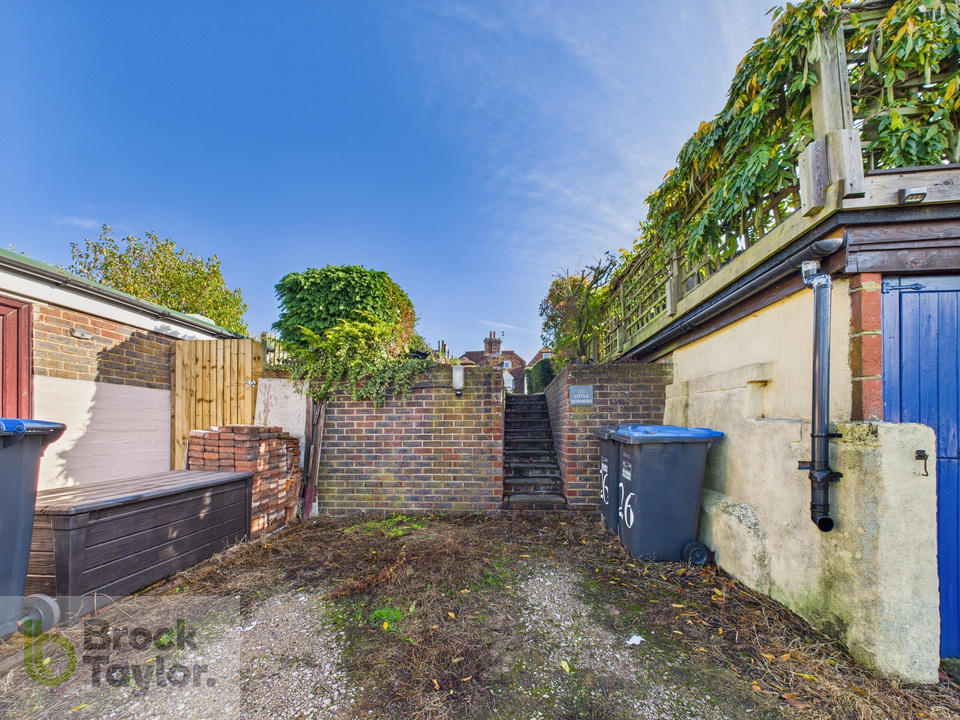2 bed terraced house for sale in South Street, Cuckfield  - Property Image 7