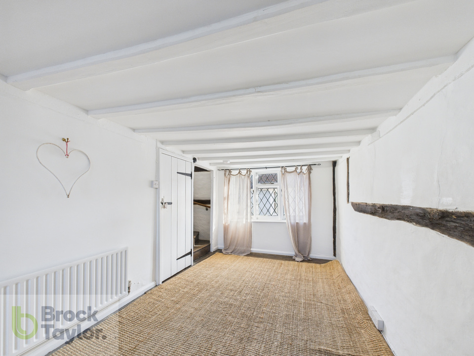 2 bed terraced house for sale in South Street, Cuckfield  - Property Image 11