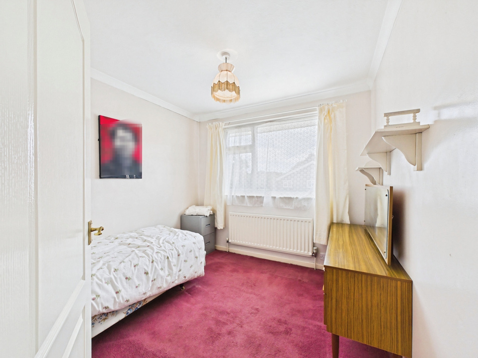 3 bed semi-detached house for sale in Woodland Way, Horsham, RH13 6AH  - Property Image 6