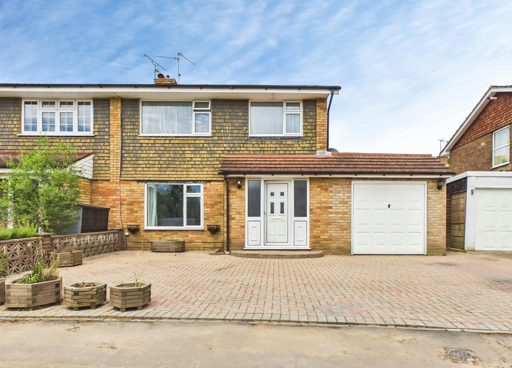 3 bed semi-detached house for sale in Woodland Way, Horsham, RH13 6AH