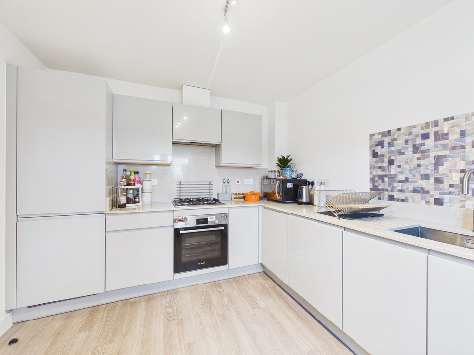 3 bed semi-detached house for sale in Somerset Road, Faygate, Horsham, West Sussex - Property Image 2