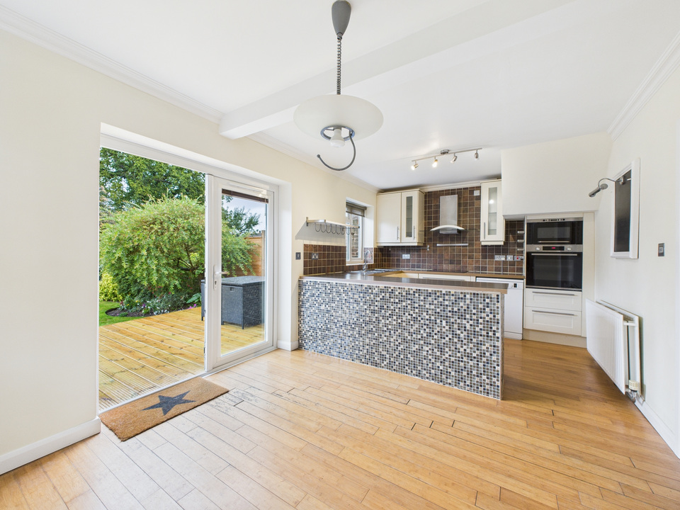 3 bed semi-detached house for sale in Bostock Avenue, Horsham - Property Image 2