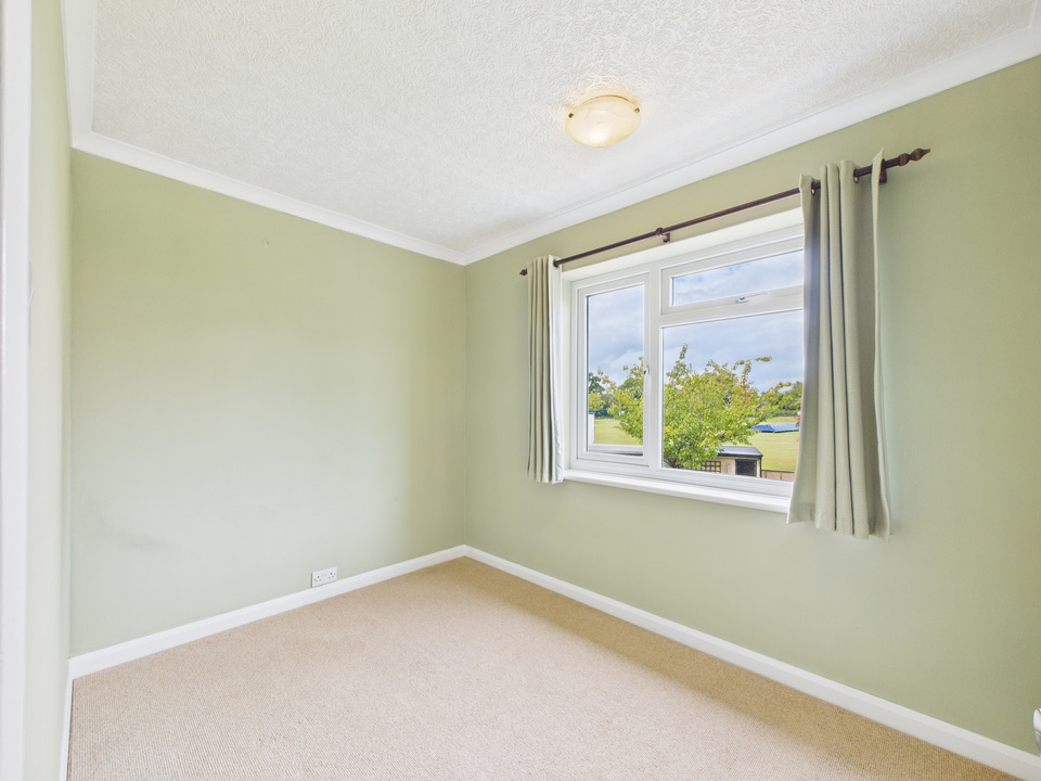 3 bed semi-detached house for sale in Bostock Avenue, Horsham - Property Image 11