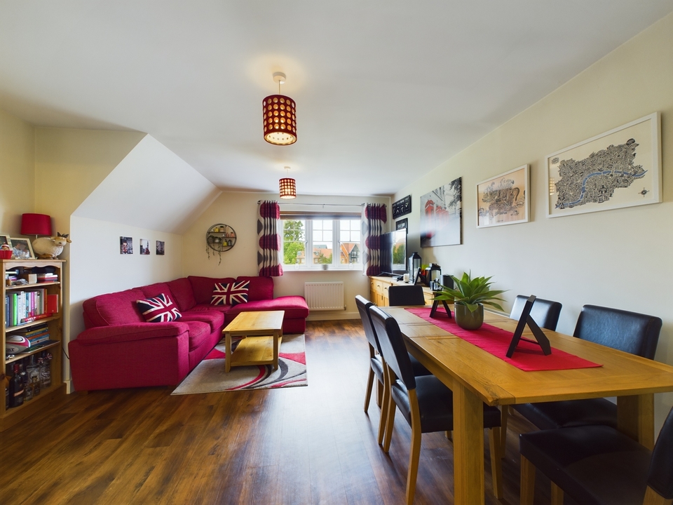 2 bed apartment for sale in Lodge House, Millpond Lane, Faygate  - Property Image 10