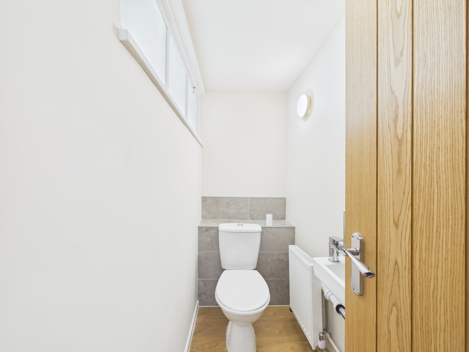 3 bed detached house for sale in The Marts, Rudgwick  - Property Image 12