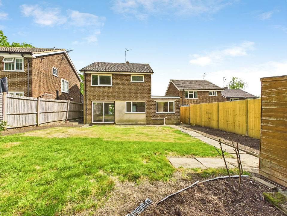 3 bed detached house for sale in The Marts, Rudgwick  - Property Image 7