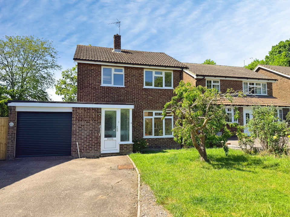 3 bed detached house for sale in The Marts, Rudgwick - Property Image 1