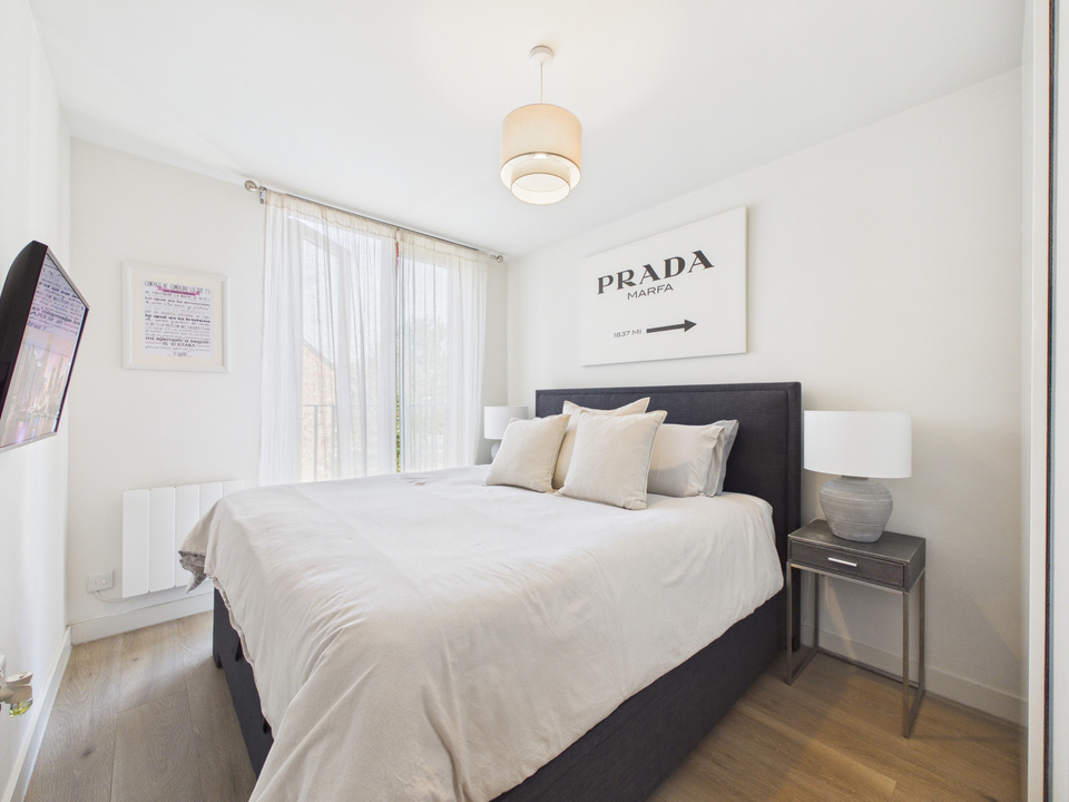 2 bed apartment for sale in 17 Prewetts Mill Apartments, Mill Bay Lane, Horsham, West Sussex  - Property Image 5