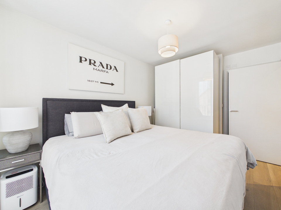 2 bed apartment for sale in 17 Prewetts Mill Apartments, Mill Bay Lane, Horsham, West Sussex  - Property Image 14