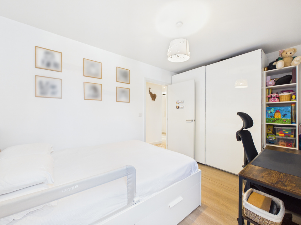 2 bed apartment for sale in 17 Prewetts Mill Apartments, Mill Bay Lane, Horsham, West Sussex  - Property Image 15