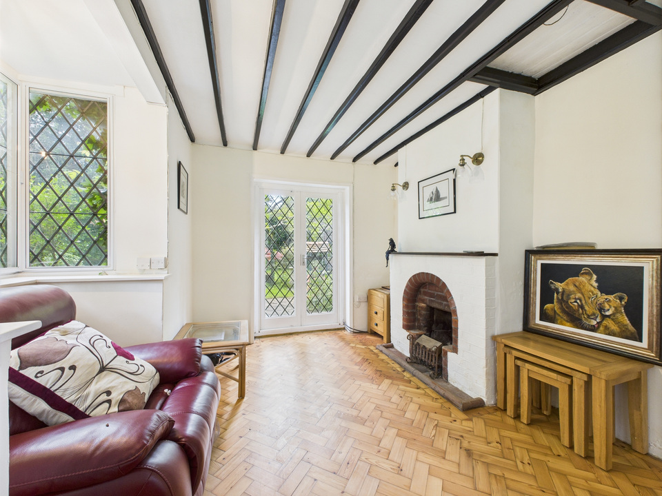 2 bed detached house for sale in Wickhurst Lane, Broadbridge Heath  - Property Image 4