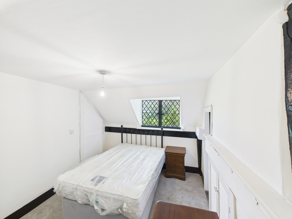 2 bed detached house for sale in Wickhurst Lane, Broadbridge Heath  - Property Image 17