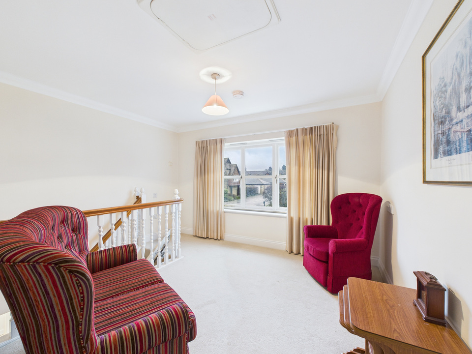 2 bed terraced house for sale in Bluecoat Pond, Christs Hospital, Horsham, West Sussex - Property Image 18