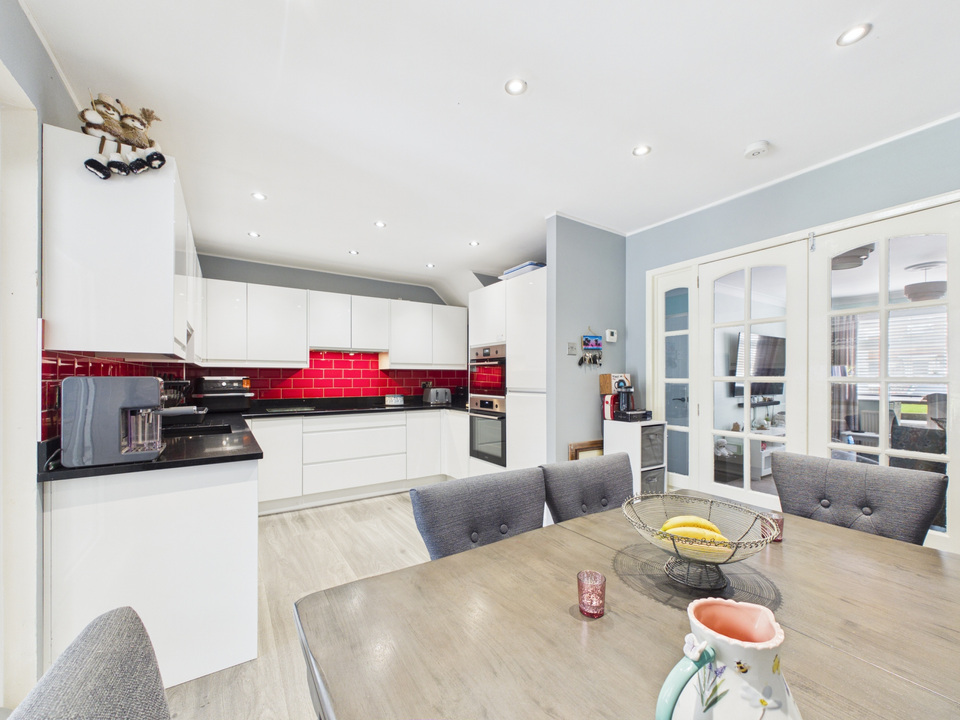 Terraced house for sale in Blenheim Road, Horsham, West Sussex  - Property Image 11
