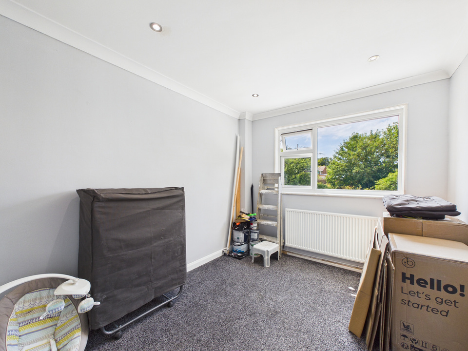 Terraced house for sale in Blenheim Road, Horsham, West Sussex  - Property Image 10