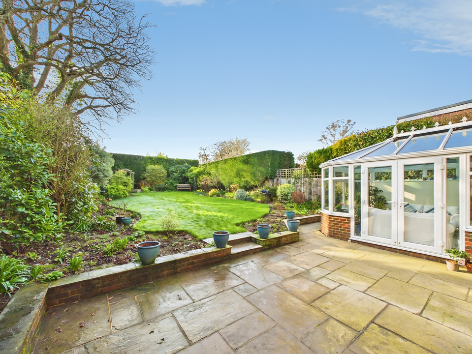 5 bed detached house for sale in Forestfield, Horsham, West Sussex  - Property Image 10