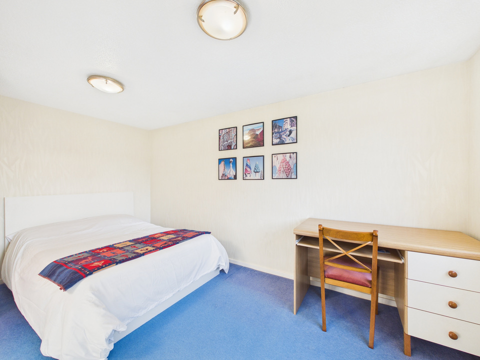 5 bed detached house for sale in Forestfield, Horsham, West Sussex  - Property Image 18