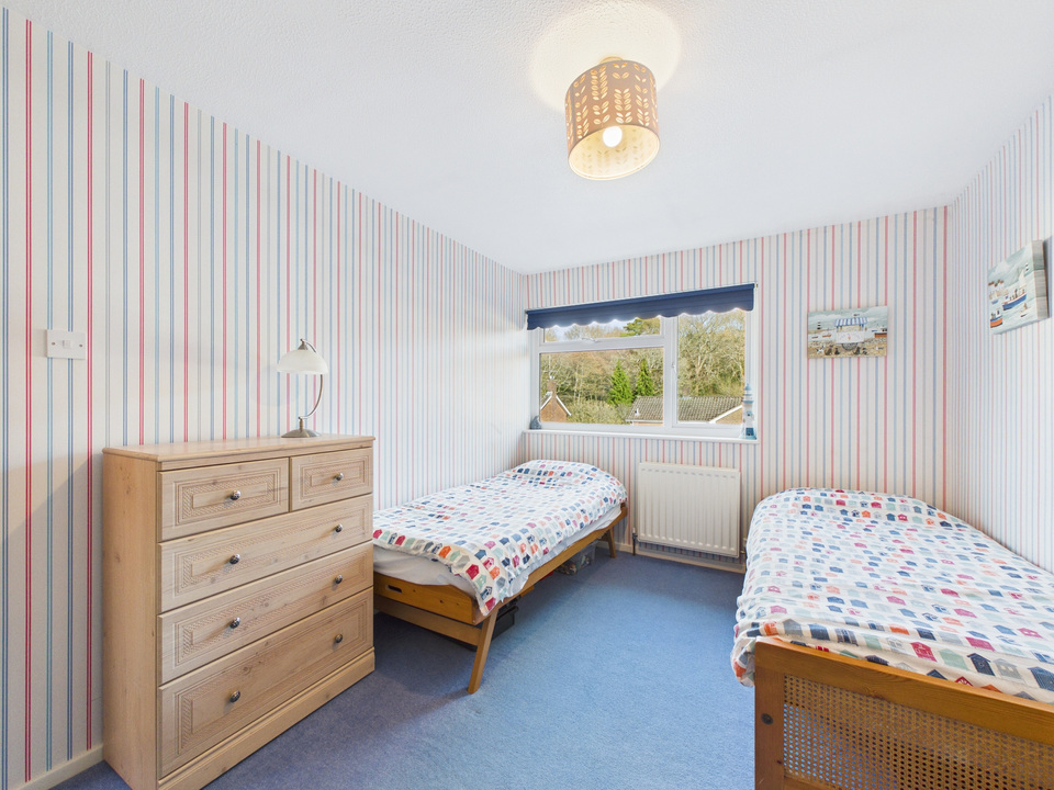 5 bed detached house for sale in Forestfield, Horsham, West Sussex  - Property Image 19