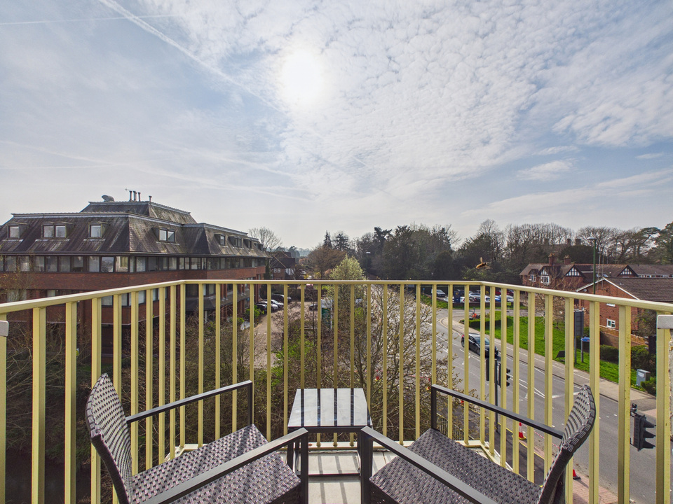 2 bed apartment for sale in Prewetts Mill Apartments, Mill Bay Lane, Horsham, West Sussex  - Property Image 10