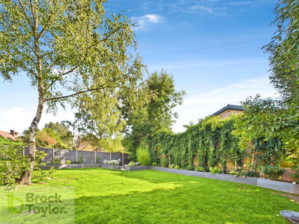 4 bed detached house for sale in Covert Mead, Handcross - Property Image 22